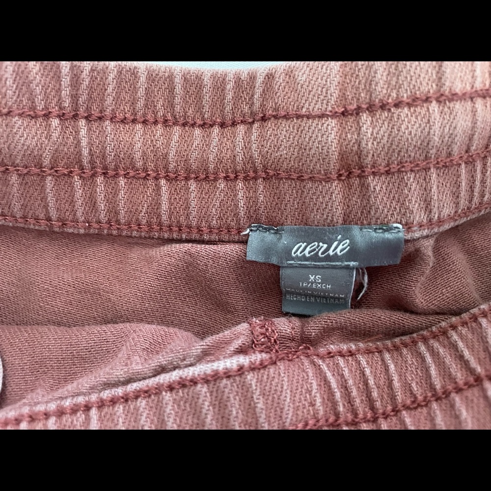 Aeire Drawstring Shorts Nwot Size Xs Rust Colored - image 2